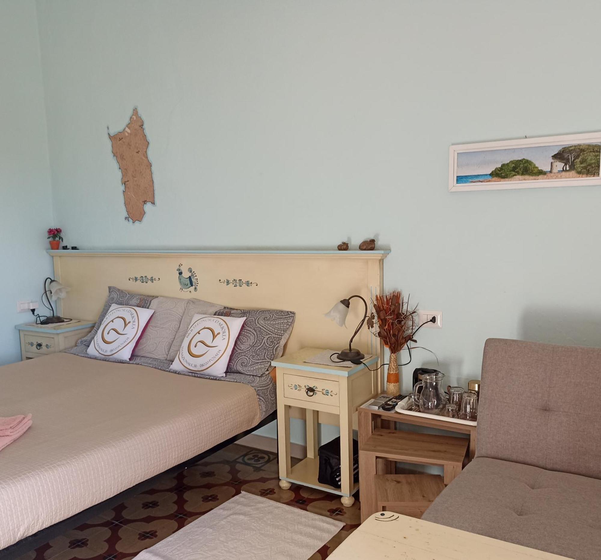 B&B Eleonora D'Arborea, Centro Storico Posada  Εξωτερικό φωτογραφία