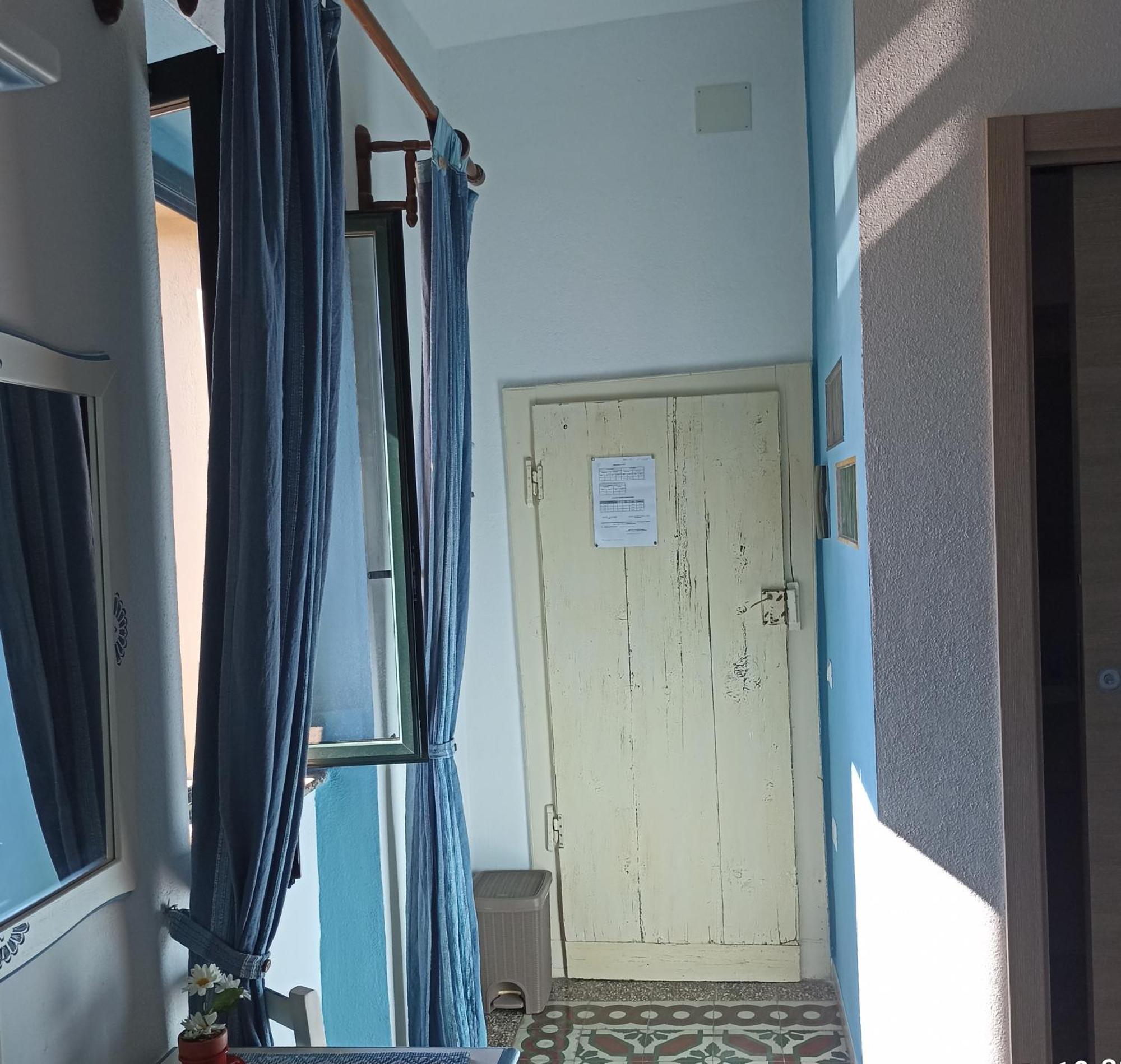 B&B Eleonora D'Arborea, Centro Storico Posada  Εξωτερικό φωτογραφία