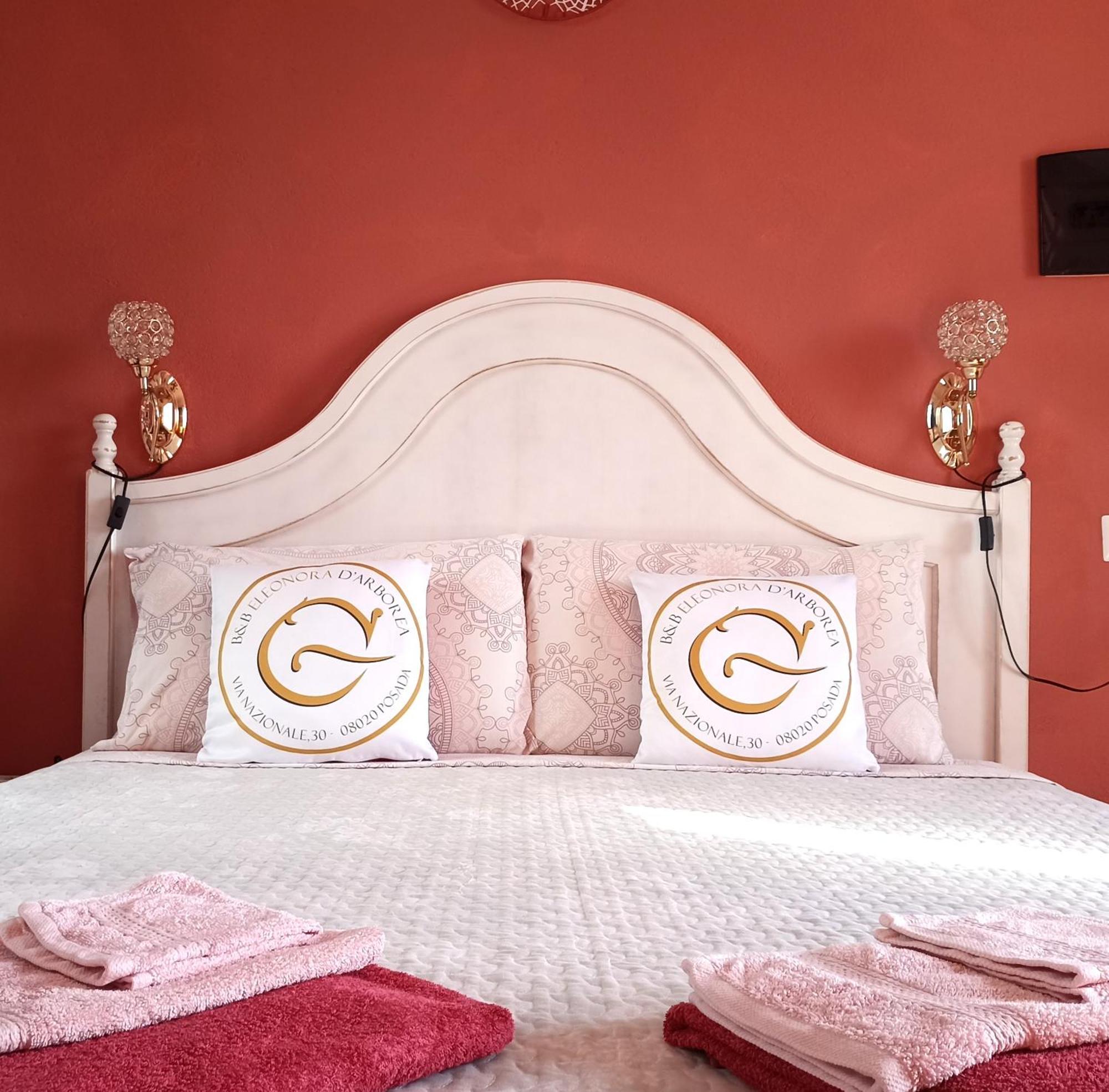 B&B Eleonora D'Arborea, Centro Storico Posada  Εξωτερικό φωτογραφία
