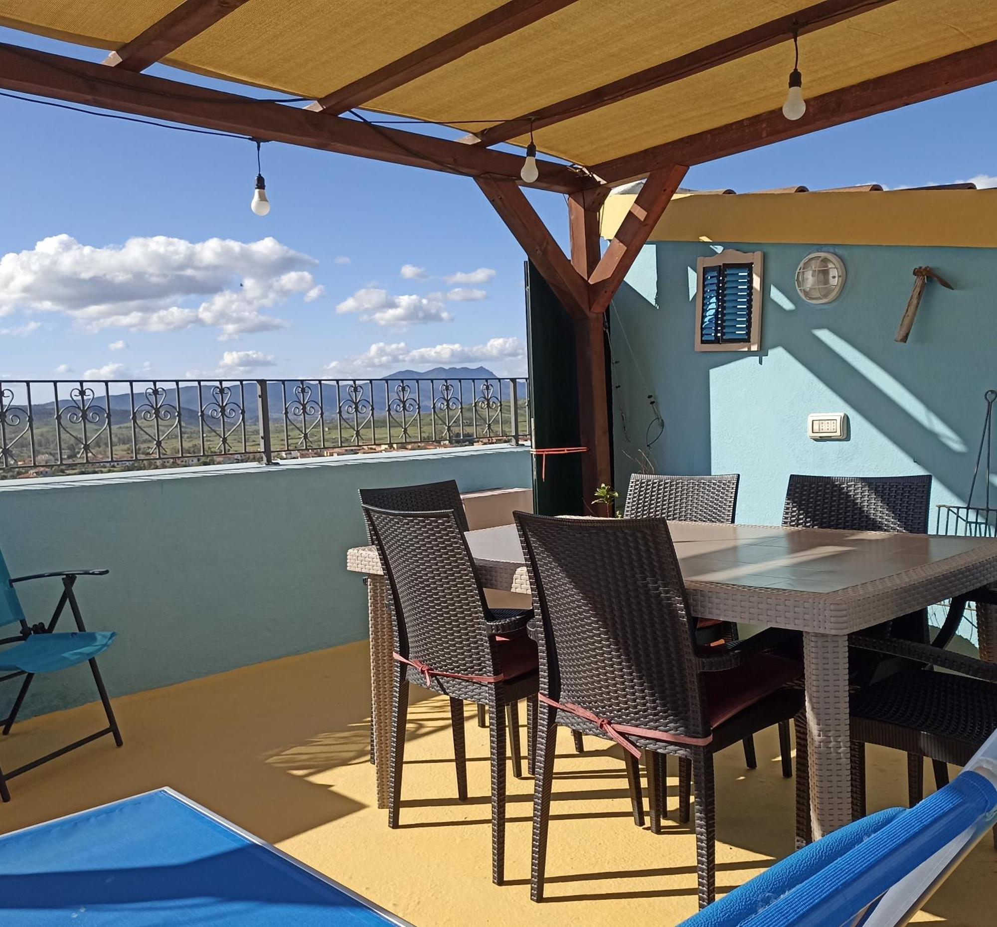 B&B Eleonora D'Arborea, Centro Storico Posada  Εξωτερικό φωτογραφία