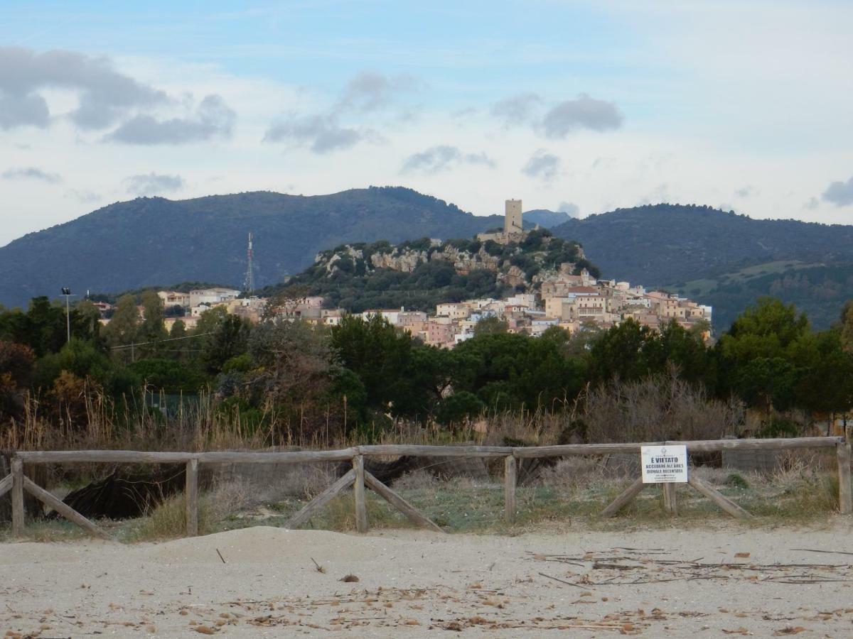 B&B Eleonora D'Arborea, Centro Storico Posada  Εξωτερικό φωτογραφία