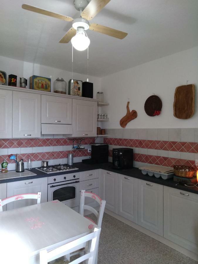 B&B Eleonora D'Arborea, Centro Storico Posada  Εξωτερικό φωτογραφία
